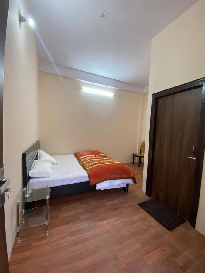 Chirag Homestay Kainchi Nainital Zewnętrze zdjęcie