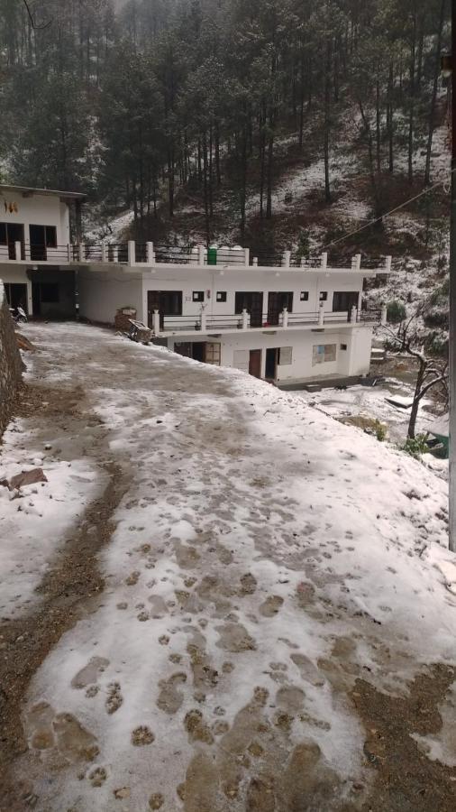 Chirag Homestay Kainchi Nainital Zewnętrze zdjęcie