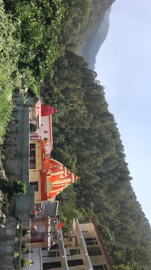 Chirag Homestay Kainchi Nainital Zewnętrze zdjęcie