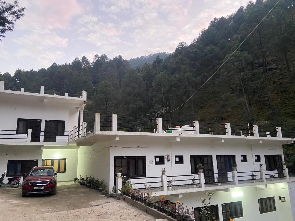 Chirag Homestay Kainchi Nainital Zewnętrze zdjęcie