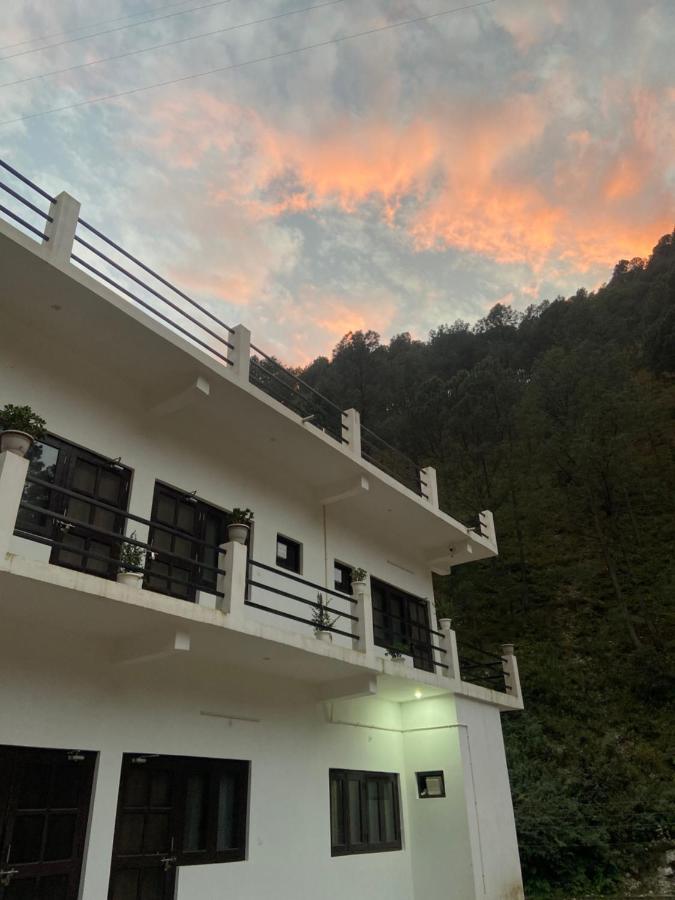 Chirag Homestay Kainchi Nainital Zewnętrze zdjęcie